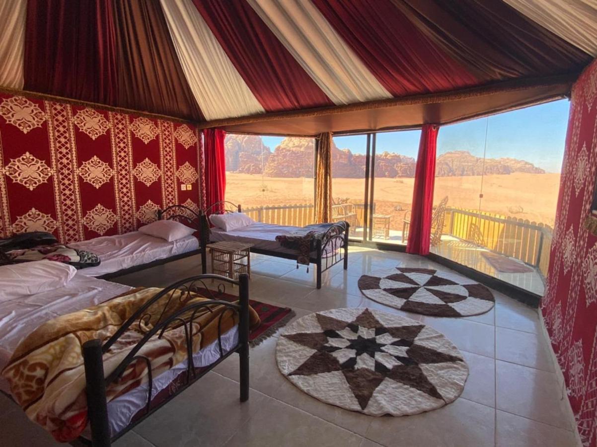 Bedouin Holidays Camp And Jeep Tours Hotel Wadi Rum Eksteriør billede