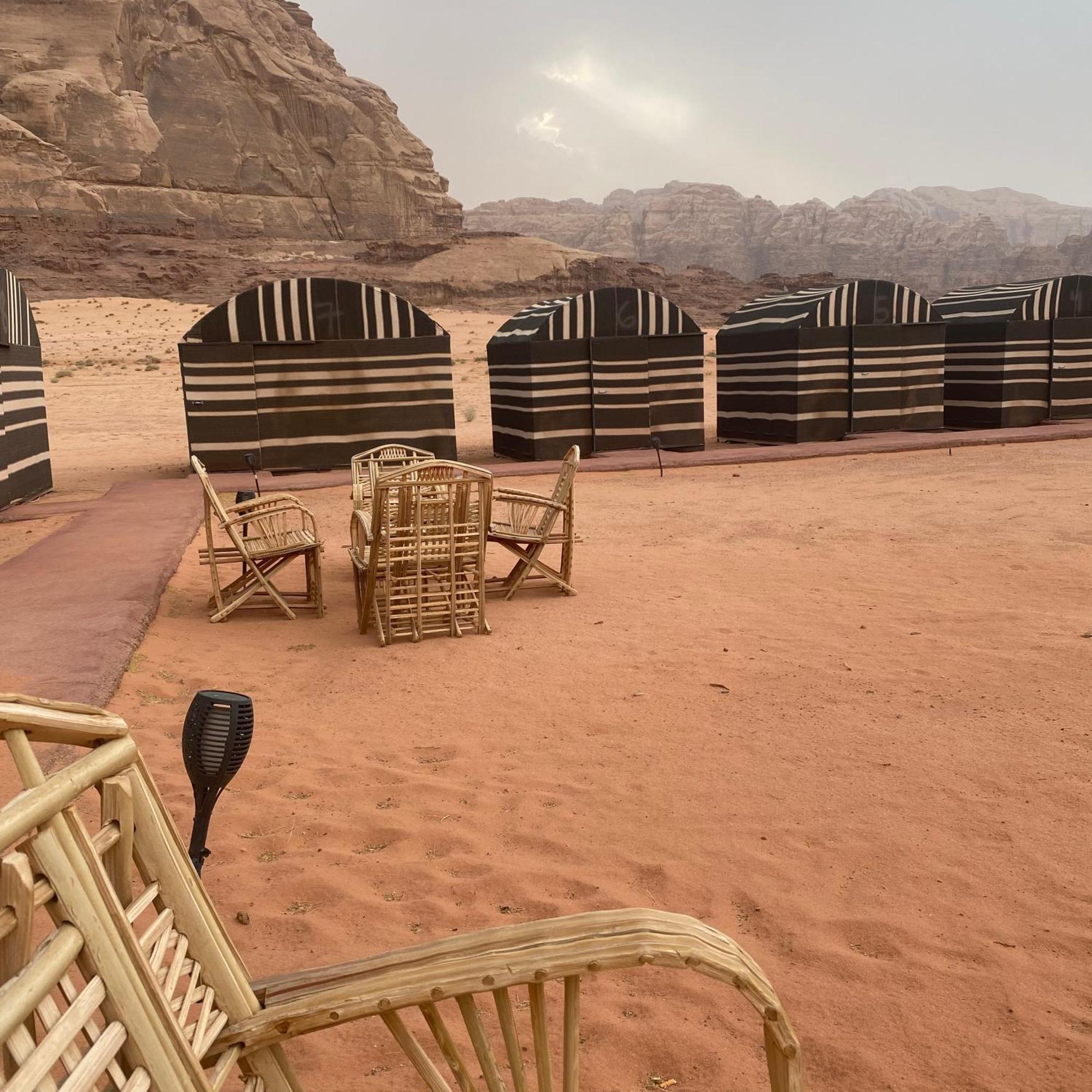 Bedouin Holidays Camp And Jeep Tours Hotel Wadi Rum Eksteriør billede