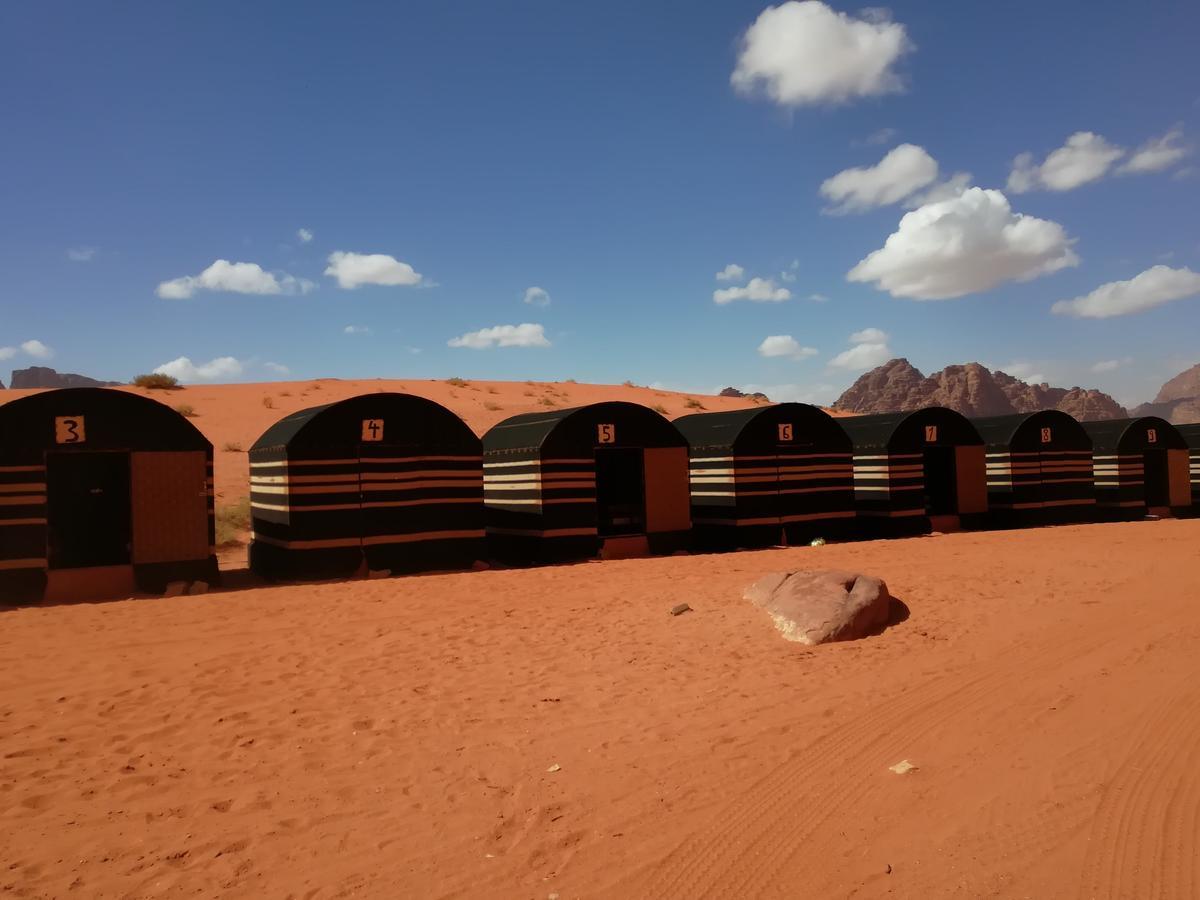 Bedouin Holidays Camp And Jeep Tours Hotel Wadi Rum Eksteriør billede